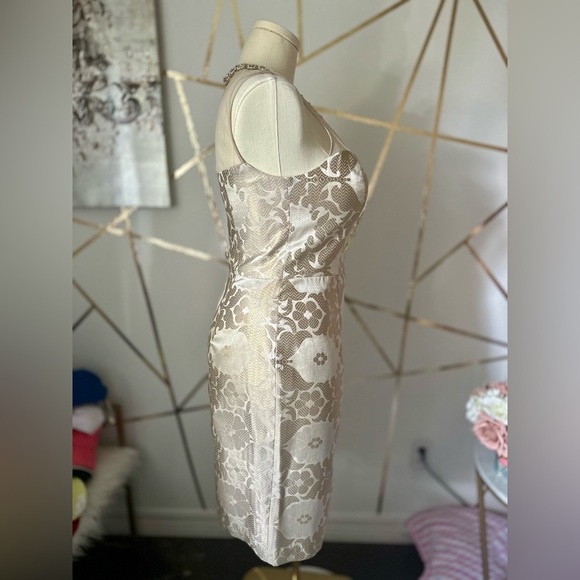 Maggy London Metallic Floral Midi Dress - Picture 8 of 16